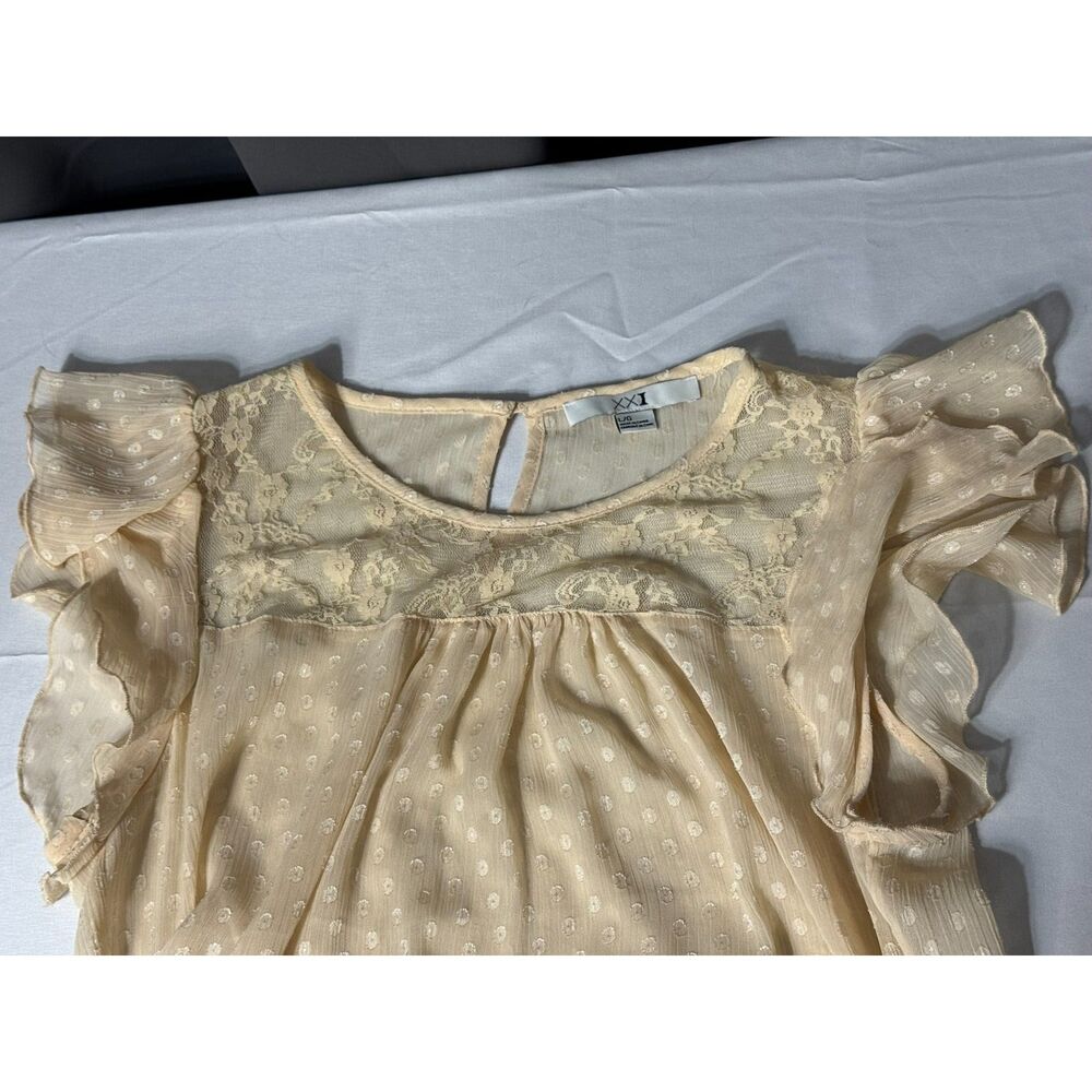 Forever 21 Cream Lace Chiffon Blouse Romantic Coquette Flutter Sleeve Top Large